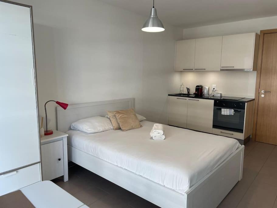 Joli Studio Confortable ! Prilly Extérieur photo